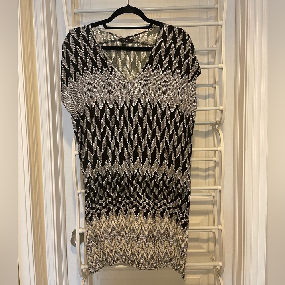 Excellent Condition Very J Monochromatic T-Shirt Dress